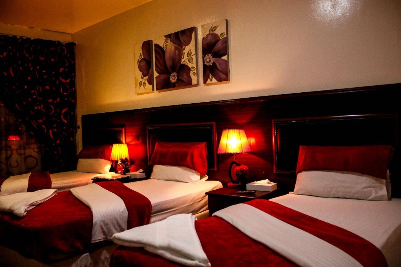 Karoon Hotel Dubai Esterno foto