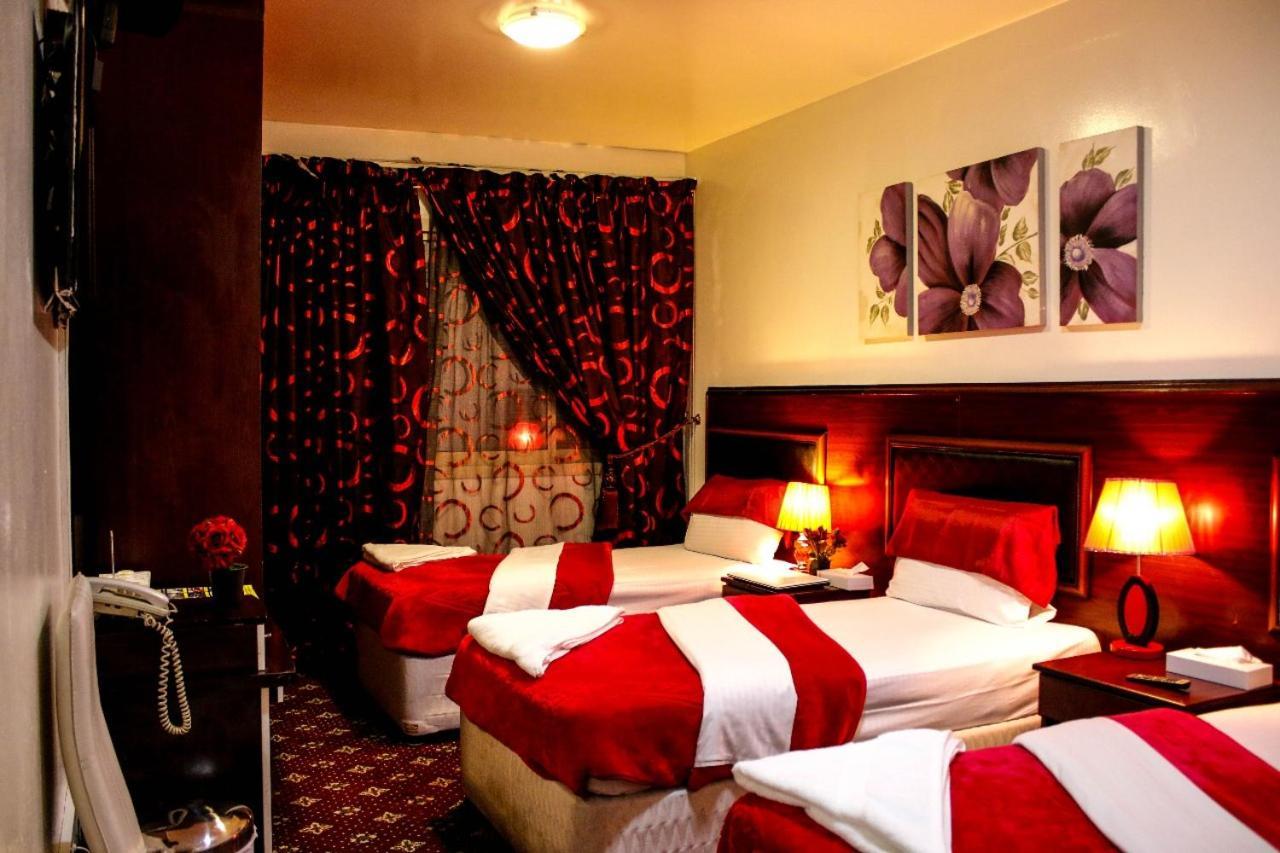 Karoon Hotel Dubai Esterno foto